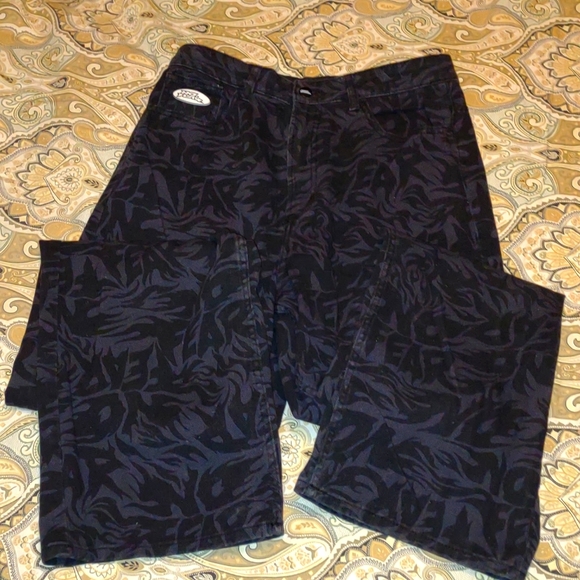 Absolutely ๐NO FEAR X H&M Collab Baggy Streetwear Jean in Black/Gray - Picture 7 of 17